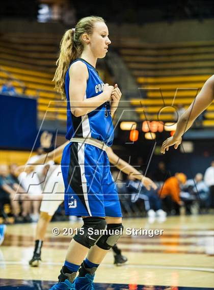 Thumbnail 3 in Eastside College Prep vs. La Jolla Country Day (CIF State D5 Final) photogallery.
