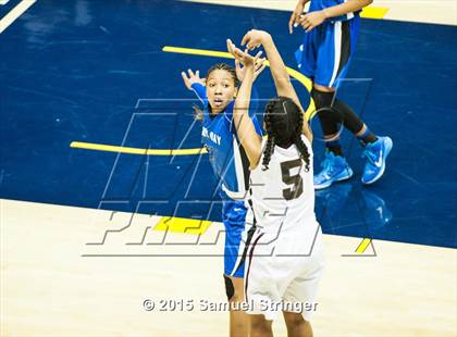 Thumbnail 3 in Eastside College Prep vs. La Jolla Country Day (CIF State D5 Final) photogallery.