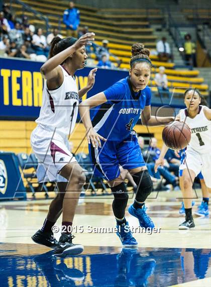 Thumbnail 2 in Eastside College Prep vs. La Jolla Country Day (CIF State D5 Final) photogallery.