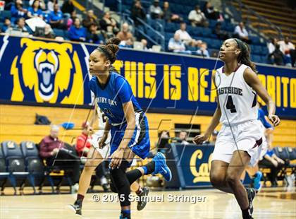 Thumbnail 1 in Eastside College Prep vs. La Jolla Country Day (CIF State D5 Final) photogallery.