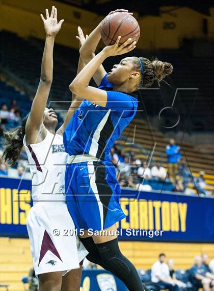 Thumbnail 1 in Eastside College Prep vs. La Jolla Country Day (CIF State D5 Final) photogallery.