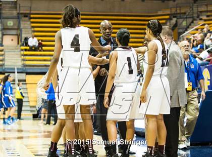 Thumbnail 3 in Eastside College Prep vs. La Jolla Country Day (CIF State D5 Final) photogallery.