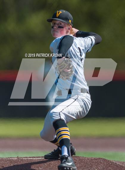 Thumbnail 3 in Inglemoor vs. Jackson photogallery.