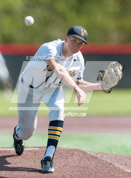 Thumbnail 1 in Inglemoor vs. Jackson photogallery.