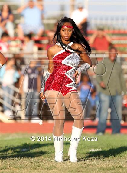 Thumbnail 3 in Compton vs. Centennial photogallery.