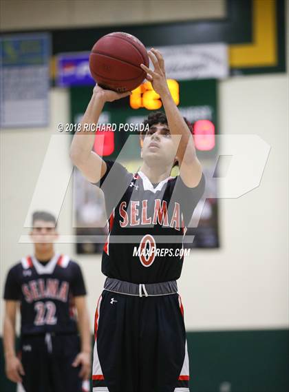 Thumbnail 2 in Selma @ Kingsburg photogallery.