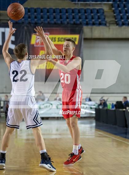 Thumbnail 3 in Kelso vs. Marysville-Pilchuck (WIAA 3A 4th/6th Place) photogallery.
