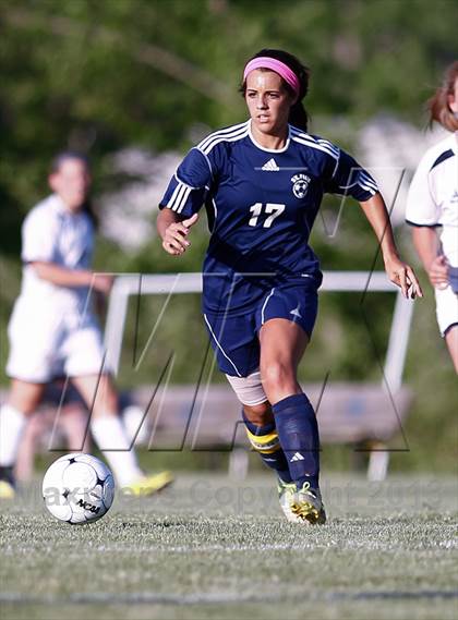 Thumbnail 3 in St. Pius X vs Saxony Lutheran (MSHSAA Class 1 District 1 Final) photogallery.