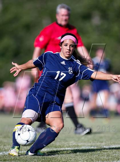 Thumbnail 2 in St. Pius X vs Saxony Lutheran (MSHSAA Class 1 District 1 Final) photogallery.