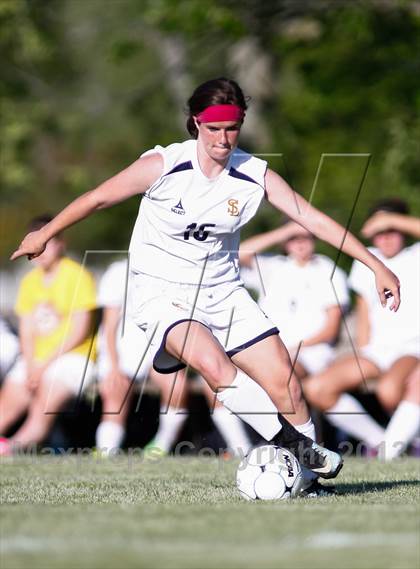 Thumbnail 2 in St. Pius X vs Saxony Lutheran (MSHSAA Class 1 District 1 Final) photogallery.