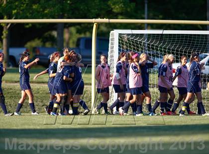 Thumbnail 2 in St. Pius X vs Saxony Lutheran (MSHSAA Class 1 District 1 Final) photogallery.