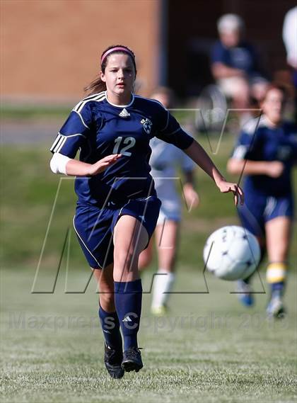 Thumbnail 1 in St. Pius X vs Saxony Lutheran (MSHSAA Class 1 District 1 Final) photogallery.