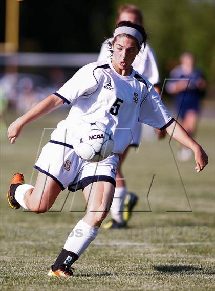 Thumbnail 3 in St. Pius X vs Saxony Lutheran (MSHSAA Class 1 District 1 Final) photogallery.