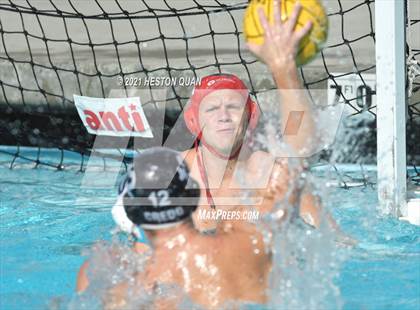 Thumbnail 3 in Santiago vs. Servite (Diamond Bar Classic) photogallery.