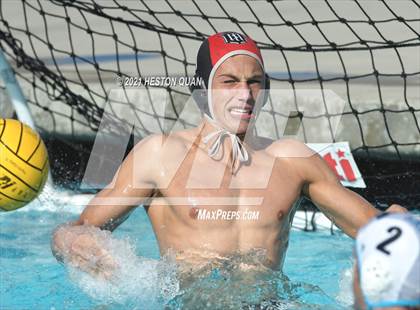 Thumbnail 3 in Santiago vs. Servite (Diamond Bar Classic) photogallery.