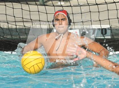 Thumbnail 3 in Santiago vs. Servite (Diamond Bar Classic) photogallery.