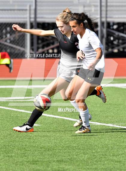 Thumbnail 1 in Argyle vs Denison (Highway 5 Showcase) photogallery.