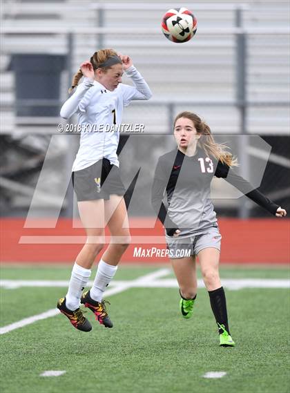 Thumbnail 2 in Argyle vs Denison (Highway 5 Showcase) photogallery.