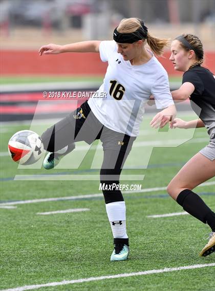 Thumbnail 3 in Argyle vs Denison (Highway 5 Showcase) photogallery.