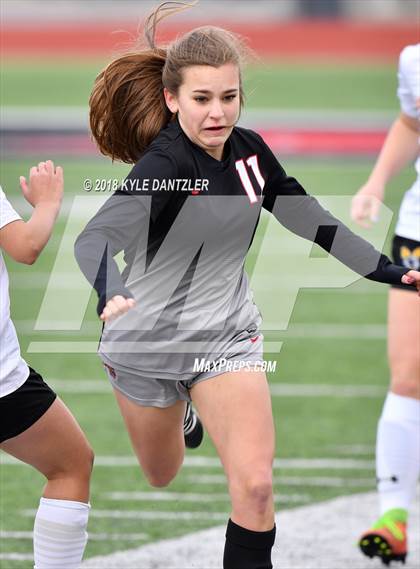 Thumbnail 1 in Argyle vs Denison (Highway 5 Showcase) photogallery.