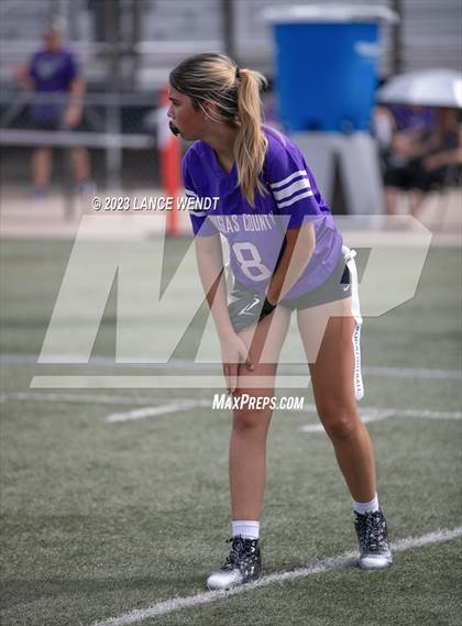 Thumbnail 2 in Douglas County vs ThunderRidge photogallery.