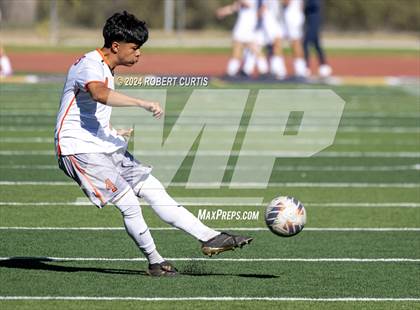 Thumbnail 1 in Independence vs. The Palmdale Aerospace Academy photogallery.