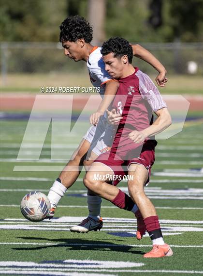 Thumbnail 2 in Independence vs. The Palmdale Aerospace Academy photogallery.