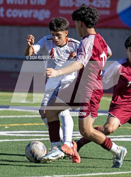 Thumbnail 1 in Independence vs. The Palmdale Aerospace Academy photogallery.