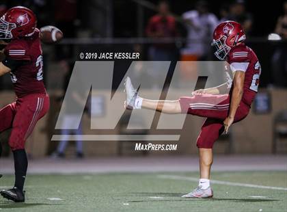 Thumbnail 1 in La Salle @ Santa Paula photogallery.
