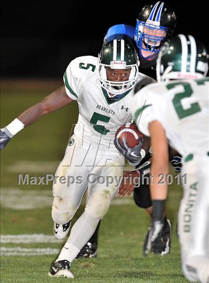 Thumbnail 2 in Diamond Ranch vs. Bonita photogallery.