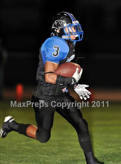 Thumbnail 3 in Diamond Ranch vs. Bonita photogallery.