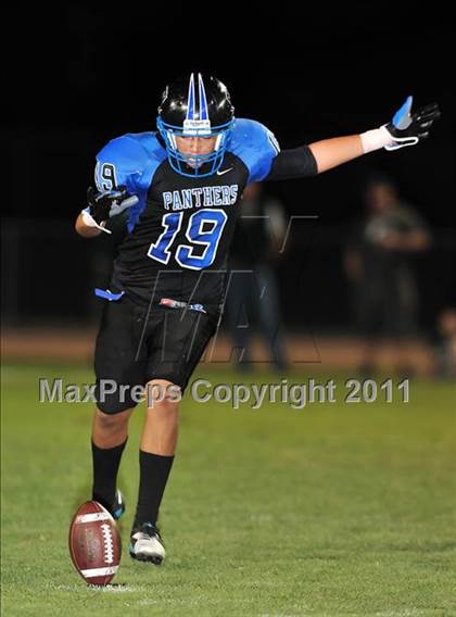 Thumbnail 3 in Diamond Ranch vs. Bonita photogallery.