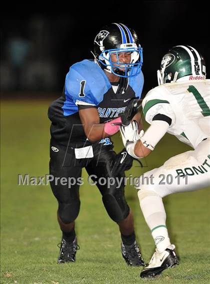 Thumbnail 2 in Diamond Ranch vs. Bonita photogallery.