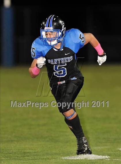 Thumbnail 3 in Diamond Ranch vs. Bonita photogallery.