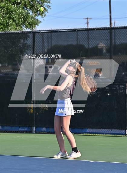 Thumbnail 3 in Miami vs Slidell (UIL 1A Girls Singles State Finals) photogallery.