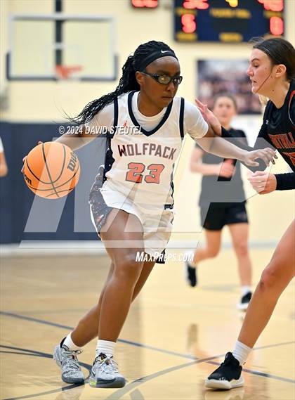 Thumbnail 2 in Foothill vs. Cosumnes Oaks (Rumble on the River) photogallery.