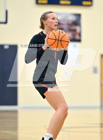 Thumbnail 2 in Foothill vs. Cosumnes Oaks (Rumble on the River) photogallery.
