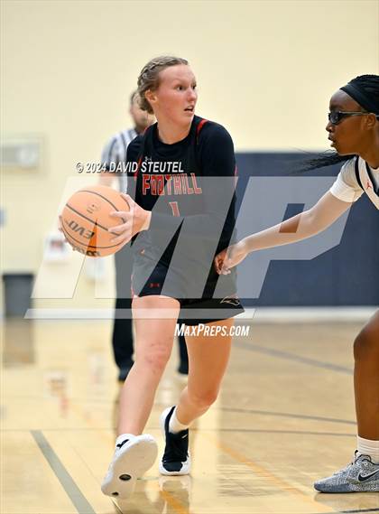 Thumbnail 2 in Foothill vs. Cosumnes Oaks (Rumble on the River) photogallery.