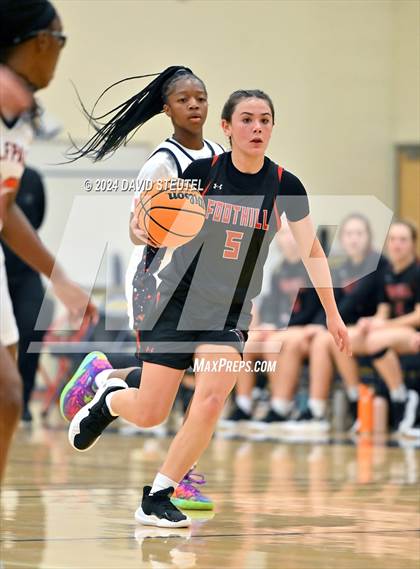 Thumbnail 1 in Foothill vs. Cosumnes Oaks (Rumble on the River) photogallery.