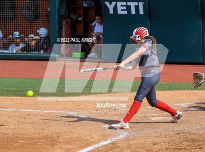 Thumbnail 3 in D'Hanis vs. Hermleigh (UIL 1A StateFinal) photogallery.