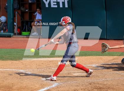 Thumbnail 2 in D'Hanis vs. Hermleigh (UIL 1A StateFinal) photogallery.