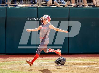 Thumbnail 2 in D'Hanis vs. Hermleigh (UIL 1A StateFinal) photogallery.