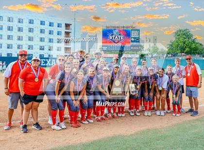 Thumbnail 1 in D'Hanis vs. Hermleigh (UIL 1A StateFinal) photogallery.