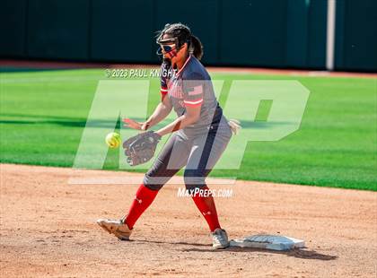Thumbnail 1 in D'Hanis vs. Hermleigh (UIL 1A StateFinal) photogallery.