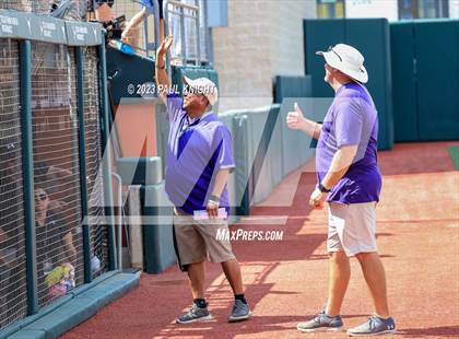 Thumbnail 1 in D'Hanis vs. Hermleigh (UIL 1A StateFinal) photogallery.