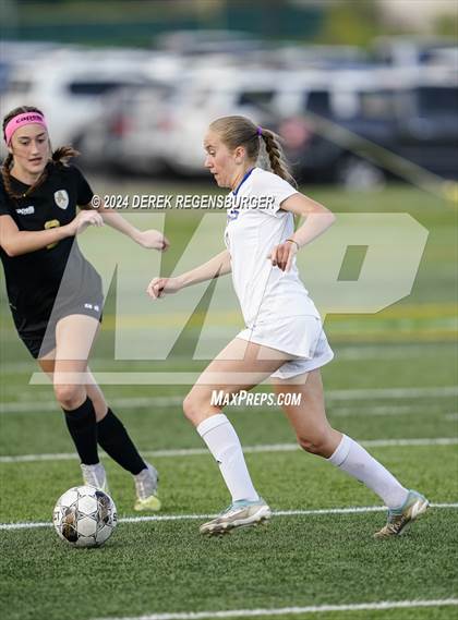 Thumbnail 3 in Jefferson Academy vs Roaring Fork (CHSAA 3A Quarterfinals) photogallery.