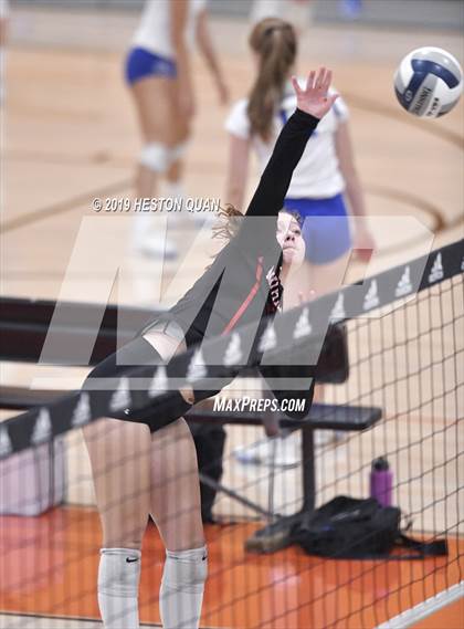 Thumbnail 3 in JSerra Catholic vs. Murrieta Valley (Dave Mohs Classic) photogallery.