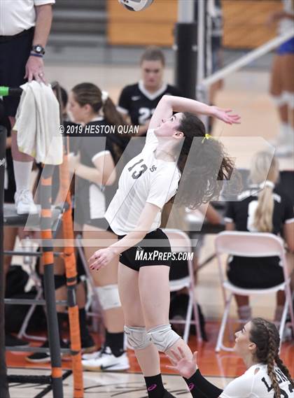 Thumbnail 3 in JSerra Catholic vs. Murrieta Valley (Dave Mohs Classic) photogallery.
