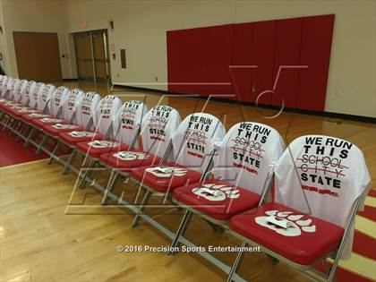 Thumbnail 1 in Wadsworth TOC Ceremony photogallery.