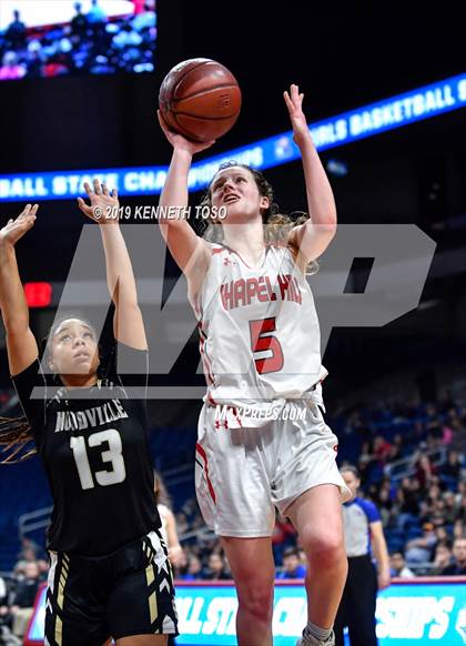 Thumbnail 2 in Chapel Hill vs. Woodville (UIL 3A Final) photogallery.